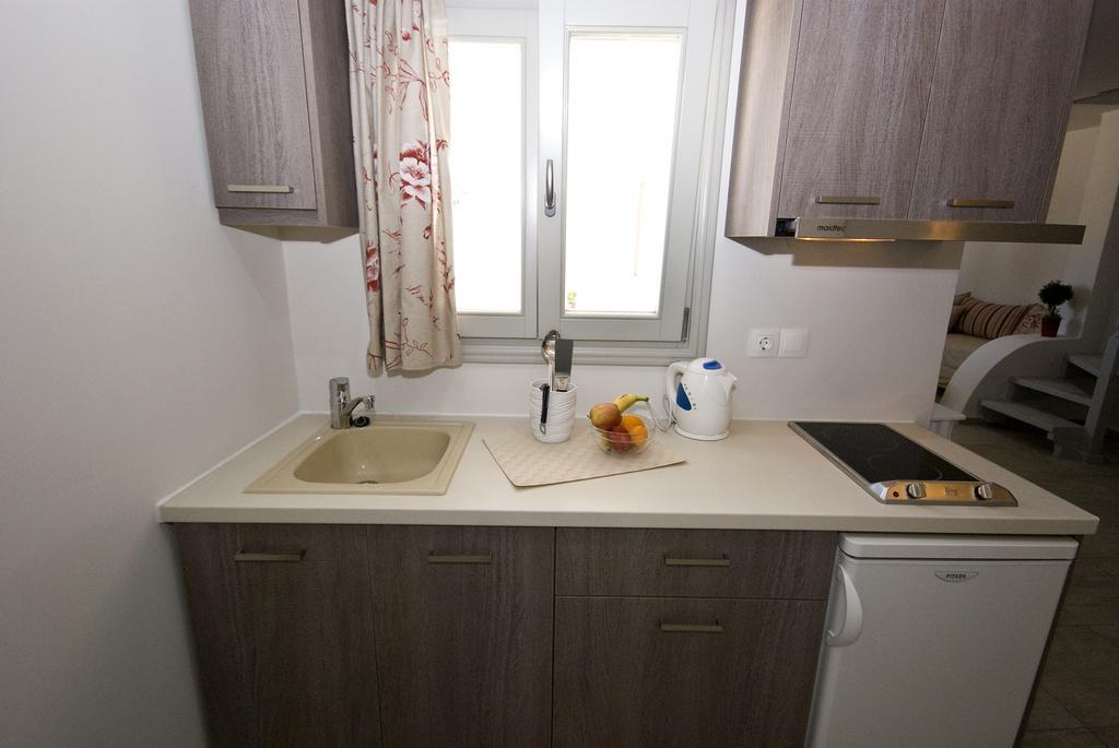 Alafouzos Studios & Apartments Камари Номер фото